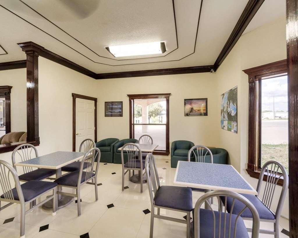 Three Rivers Executive Inn & Suites By Oyo Restaurante foto